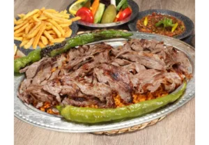 pilav üstü et döner
